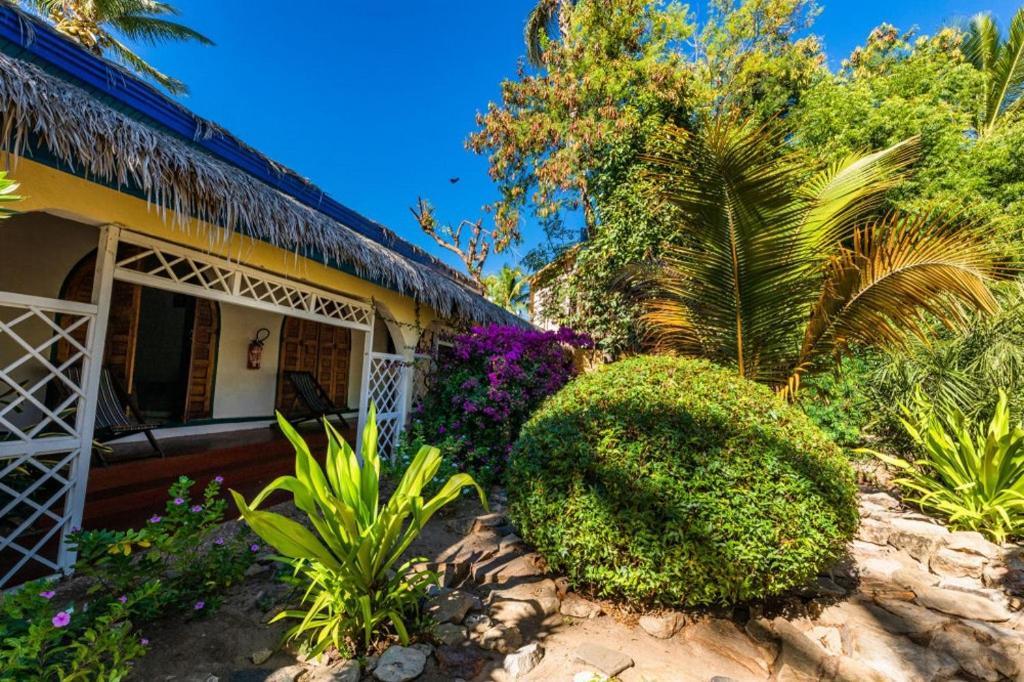 Chez Maggie Hotel & Restaurant 모론다바 외부 사진
